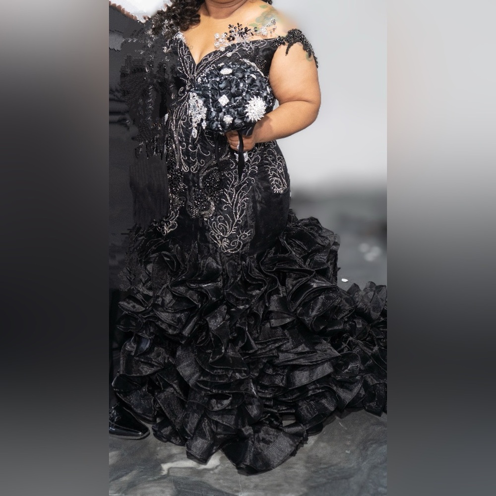 Elegant Black Ruffled wedding Gown